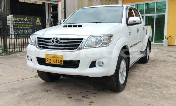 Acheter Occasion Voiture Toyota Vigo Blanc à Vientiane, Vientiane Province Acheter Occasion Voiture Toyota Vigo Blanc à Vientiane, Vientiane Province