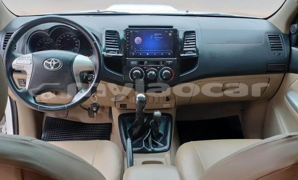 Acheter Occasion Voiture Toyota Vigo Blanc à Vientiane, Vientiane Province Acheter Occasion Voiture Toyota Vigo Blanc à Vientiane, Vientiane Province