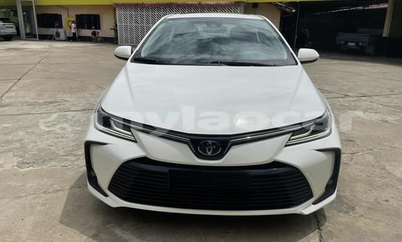 Acheter Occasion Voiture Toyota Corolla Spacio Blanc à Luang Prabang, Louangphabang Province