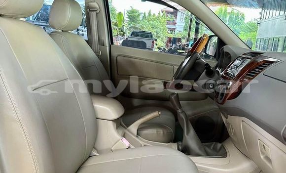 Buy Used Toyota Hilux Other Car in Vientiane in Vientiane Province Buy Used Toyota Hilux Other Car in Vientiane in Vientiane Province