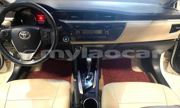 Buy Used Toyota Corolla White Car in Vientiane in Vientiane Province Buy Used Toyota Corolla White Car in Vientiane in Vientiane Province