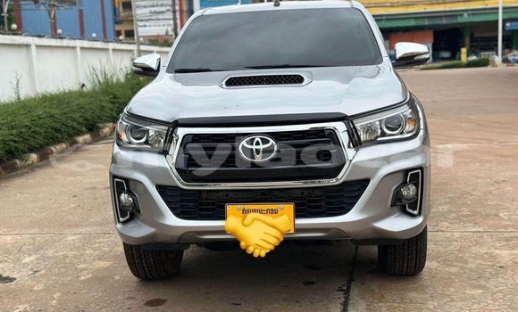 Buy Used Toyota Hiluxe Revo Other Car in Vientiane in Vientiane Province Buy Used Toyota Hiluxe Revo Other Car in Vientiane in Vientiane Province