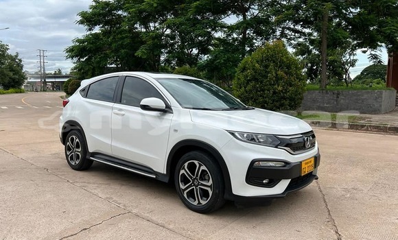 Buy Used Honda CR-X White Car in Vientiane in Vientiane Province Buy Used Honda CR-X White Car in Vientiane in Vientiane Province