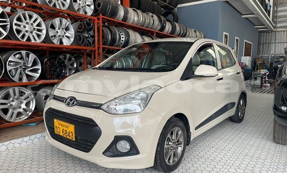 Buy Used Hyundai Grandeur Other Car in Vientiane in Vientiane Province Buy Used Hyundai Grandeur Other Car in Vientiane in Vientiane Province