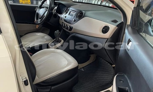 Buy Used Hyundai Grandeur Other Car in Vientiane in Vientiane Province Buy Used Hyundai Grandeur Other Car in Vientiane in Vientiane Province