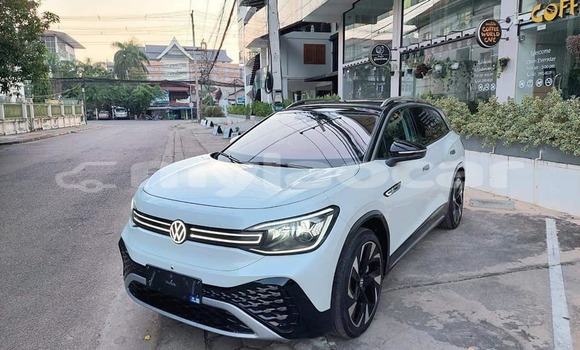 Buy Used Volkswagen Iltis White Car in Vientiane in Vientiane Province Buy Used Volkswagen Iltis White Car in Vientiane in Vientiane Province