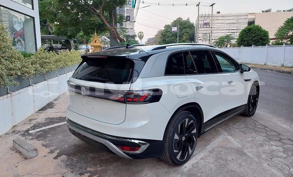 Buy Used Volkswagen Iltis White Car in Vientiane in Vientiane Province Buy Used Volkswagen Iltis White Car in Vientiane in Vientiane Province