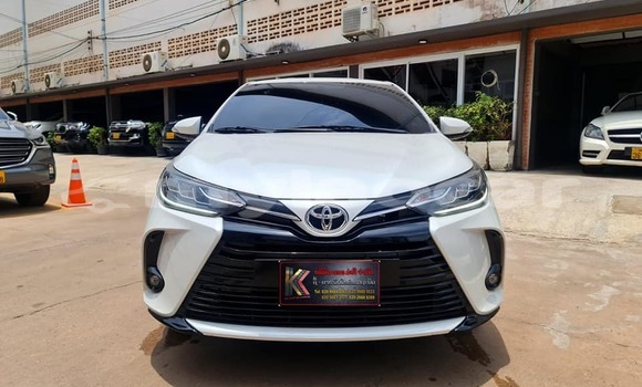 Buy Used Toyota Vios White Car in Vientiane in Vientiane Province Buy Used Toyota Vios White Car in Vientiane in Vientiane Province