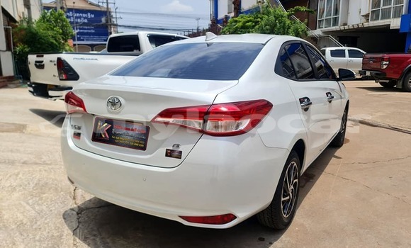 Buy Used Toyota Vios White Car in Vientiane in Vientiane Province Buy Used Toyota Vios White Car in Vientiane in Vientiane Province
