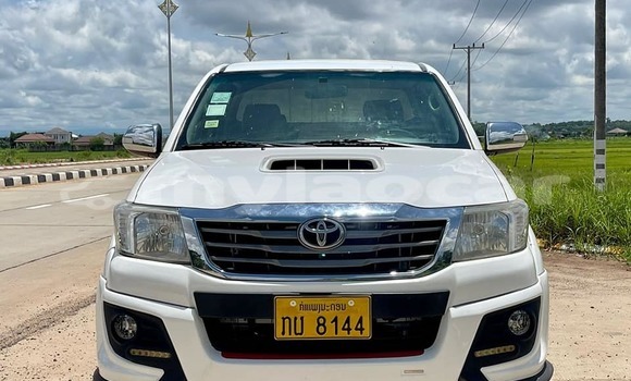 Buy Used Toyota Vigo White Car in Vientiane in Vientiane Province Buy Used Toyota Vigo White Car in Vientiane in Vientiane Province