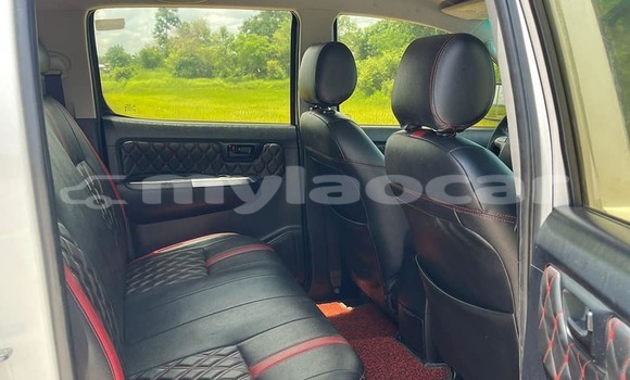 Buy Used Toyota Vigo White Car in Vientiane in Vientiane Province Buy Used Toyota Vigo White Car in Vientiane in Vientiane Province