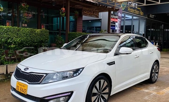 Buy Used Kia Optima White Car in Vientiane in Vientiane Province Buy Used Kia Optima White Car in Vientiane in Vientiane Province