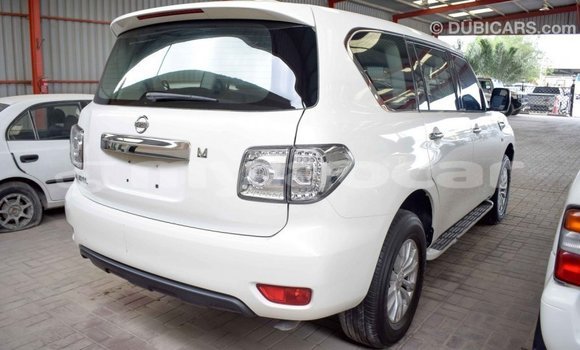 Buy Import Nissan Patrol White Car in Import - Dubai in Attapeu Province Buy Import Nissan Patrol White Car in Import - Dubai in Attapeu Province