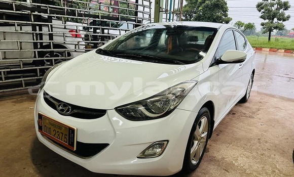 Buy Used Hyundai Elantra White Car in Vientiane in Vientiane Province Buy Used Hyundai Elantra White Car in Vientiane in Vientiane Province