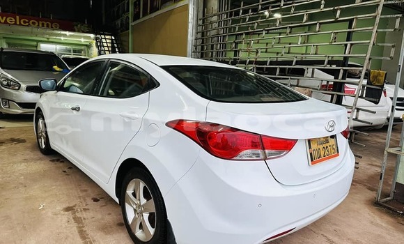 Buy Used Hyundai Elantra White Car in Vientiane in Vientiane Province Buy Used Hyundai Elantra White Car in Vientiane in Vientiane Province