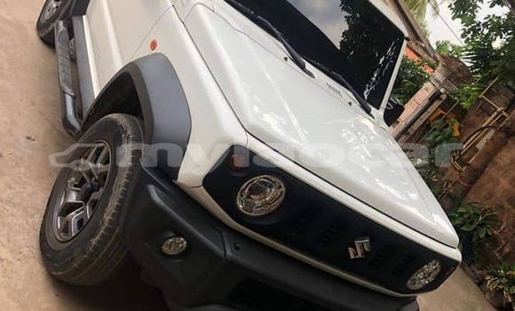 Buy Used Suzuki Jimny White Car in Vientiane in Vientiane Province Buy Used Suzuki Jimny White Car in Vientiane in Vientiane Province