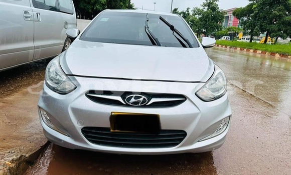 Buy Used Hyundai Accent Other Car in Vientiane in Vientiane Province Buy Used Hyundai Accent Other Car in Vientiane in Vientiane Province