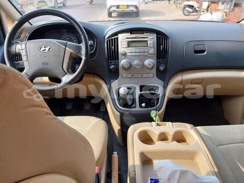 Big with watermark hyundai accent vientiane province vientiane 4367