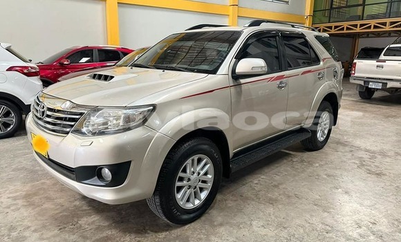 Buy Used Toyota Fortuner Other Car in Vientiane in Vientiane Province Buy Used Toyota Fortuner Other Car in Vientiane in Vientiane Province