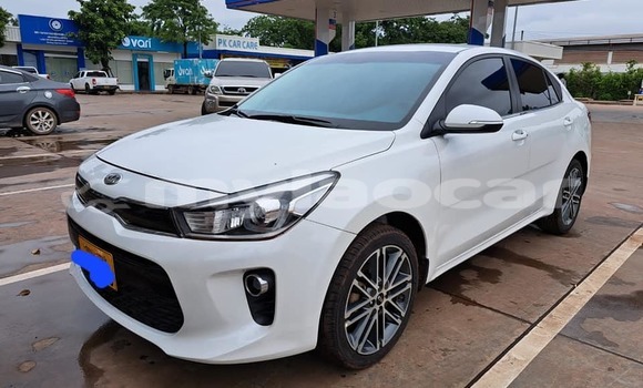 Buy Used Kia Rio White Car in Vientiane in Vientiane Province Buy Used Kia Rio White Car in Vientiane in Vientiane Province