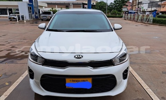 Buy Used Kia Rio White Car in Vientiane in Vientiane Province Buy Used Kia Rio White Car in Vientiane in Vientiane Province