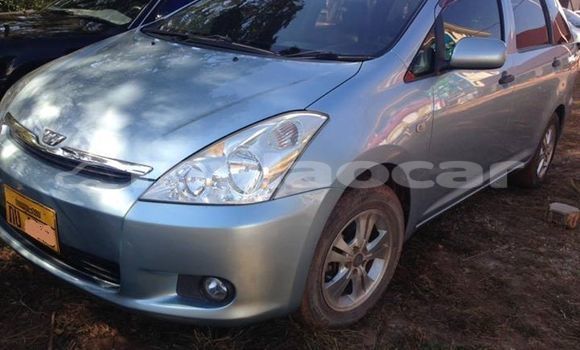 Buy Used Toyota Wish Silver Car in Vientiane in Vientiane Province Buy Used Toyota Wish Silver Car in Vientiane in Vientiane Province
