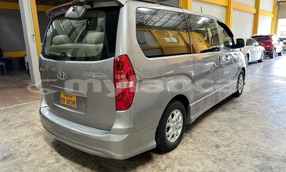 Buy Used Hyundai H1 Other Car in Vientiane in Vientiane Province Buy Used Hyundai H1 Other Car in Vientiane in Vientiane Province