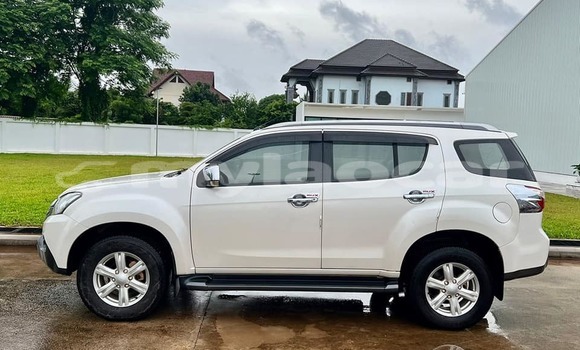 ຊື້ ໃຊ້ແລ້ວ Suzuki MR Wagon White ລົດ ໃນ Vientiane ໃນ Vientiane Province ຊື້ ໃຊ້ແລ້ວ Suzuki MR Wagon White ລົດ ໃນ Vientiane ໃນ Vientiane Province