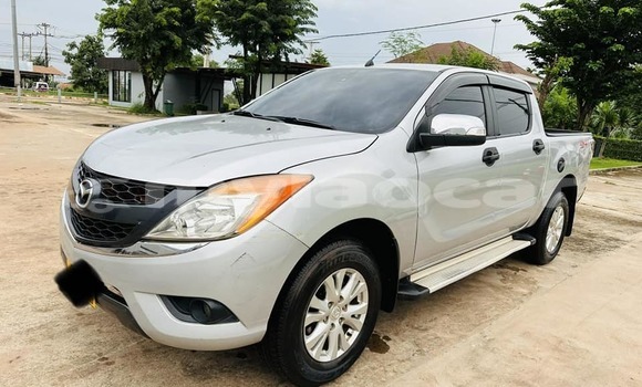 ຊື້ ໃຊ້ແລ້ວ Mazda BT-50 White ລົດ ໃນ Vientiane ໃນ Vientiane Province ຊື້ ໃຊ້ແລ້ວ Mazda BT-50 White ລົດ ໃນ Vientiane ໃນ Vientiane Province
