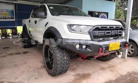ຊື້ ໃຊ້ແລ້ວ Ford Ranger White ລົດ ໃນ Vientiane ໃນ Vientiane Province ຊື້ ໃຊ້ແລ້ວ Ford Ranger White ລົດ ໃນ Vientiane ໃນ Vientiane Province