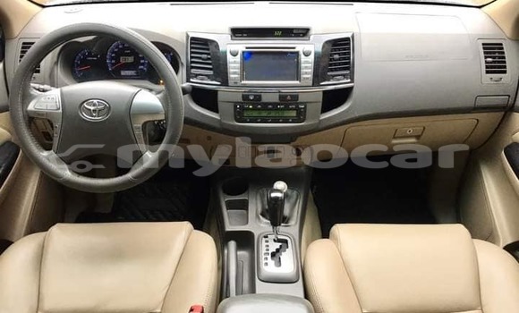 ຊື້ ໃຊ້ແລ້ວ Toyota Prado White ລົດ ໃນ Vientiane ໃນ Vientiane Province ຊື້ ໃຊ້ແລ້ວ Toyota Prado White ລົດ ໃນ Vientiane ໃນ Vientiane Province