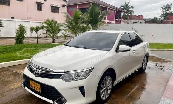 ຊື້ ໃຊ້ແລ້ວ Toyota Camry White ລົດ ໃນ Vientiane ໃນ Vientiane Province ຊື້ ໃຊ້ແລ້ວ Toyota Camry White ລົດ ໃນ Vientiane ໃນ Vientiane Province