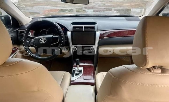 ຊື້ ໃຊ້ແລ້ວ Toyota Camry White ລົດ ໃນ Vientiane ໃນ Vientiane Province ຊື້ ໃຊ້ແລ້ວ Toyota Camry White ລົດ ໃນ Vientiane ໃນ Vientiane Province