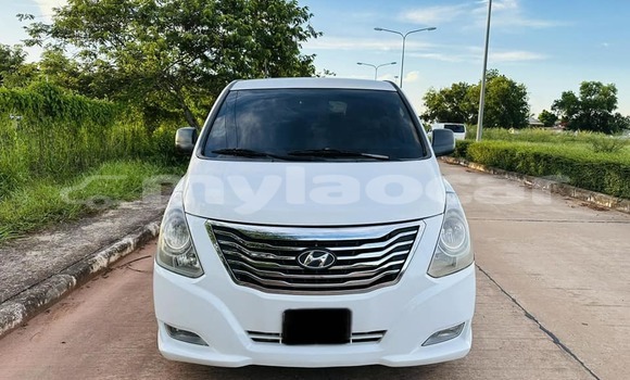 ຊື້ ໃຊ້ແລ້ວ Hyundai H1 White ລົດ ໃນ Vientiane ໃນ Vientiane Province ຊື້ ໃຊ້ແລ້ວ Hyundai H1 White ລົດ ໃນ Vientiane ໃນ Vientiane Province