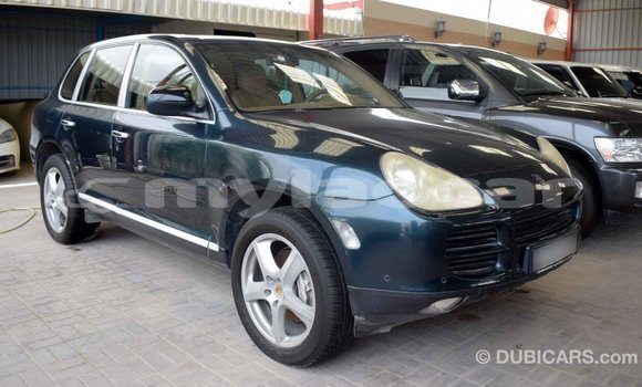 Buy Import Porsche Cayenne Green Car in Import - Dubai in Attapeu Province Buy Import Porsche Cayenne Green Car in Import - Dubai in Attapeu Province