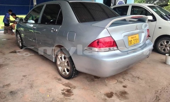 ຊື້ ໃຊ້ແລ້ວ Toyota Camry Other ລົດ ໃນ Vientiane ໃນ Vientiane Province ຊື້ ໃຊ້ແລ້ວ Toyota Camry Other ລົດ ໃນ Vientiane ໃນ Vientiane Province