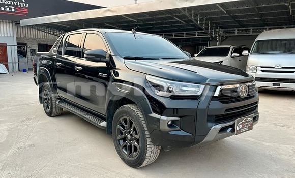 ຊື້ ໃຊ້ແລ້ວ Toyota Hiluxe Revo Black ລົດ ໃນ Vientiane ໃນ Vientiane Province ຊື້ ໃຊ້ແລ້ວ Toyota Hiluxe Revo Black ລົດ ໃນ Vientiane ໃນ Vientiane Province