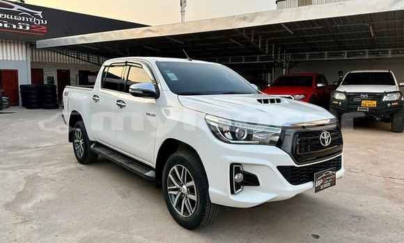 ຊື້ ໃຊ້ແລ້ວ Toyota Hilux White ລົດ ໃນ Vientiane ໃນ Vientiane Province ຊື້ ໃຊ້ແລ້ວ Toyota Hilux White ລົດ ໃນ Vientiane ໃນ Vientiane Province