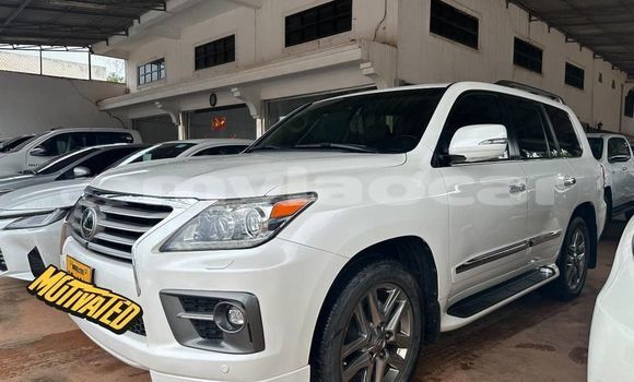 Acheter Occasion Voiture Lexus RX Blanc à Vientiane, Vientiane Province Acheter Occasion Voiture Lexus RX Blanc à Vientiane, Vientiane Province