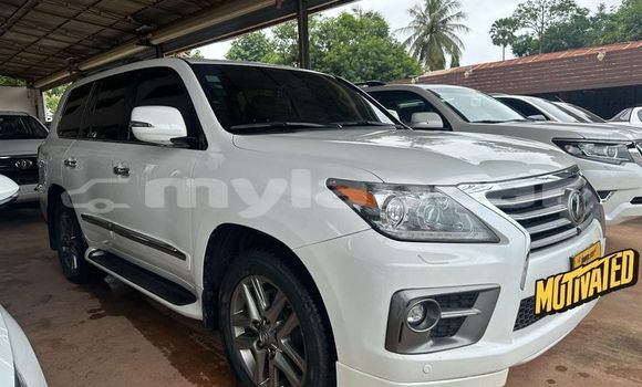 Acheter Occasion Voiture Lexus RX Blanc à Vientiane, Vientiane Province Acheter Occasion Voiture Lexus RX Blanc à Vientiane, Vientiane Province