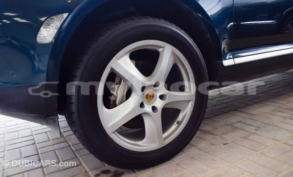 Buy Import Porsche Cayenne Green Car in Import - Dubai in Attapeu Province