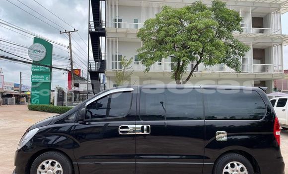 Buy Used Hyundai H1 Other Car in Vientiane in Vientiane Province Buy Used Hyundai H1 Other Car in Vientiane in Vientiane Province