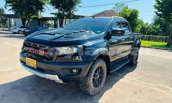 Buy Used Toyota Hilux Black Car in Vientiane in Vientiane Province Buy Used Toyota Hilux Black Car in Vientiane in Vientiane Province