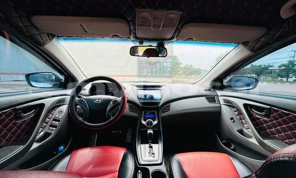 Buy Used Hyundai Elantra White Car in Vientiane in Vientiane Province Buy Used Hyundai Elantra White Car in Vientiane in Vientiane Province