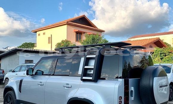 Buy Used Land Rover Defender Other Car in Vientiane in Vientiane Province Buy Used Land Rover Defender Other Car in Vientiane in Vientiane Province