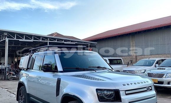 Buy Used Land Rover Defender Other Car in Vientiane in Vientiane Province Buy Used Land Rover Defender Other Car in Vientiane in Vientiane Province
