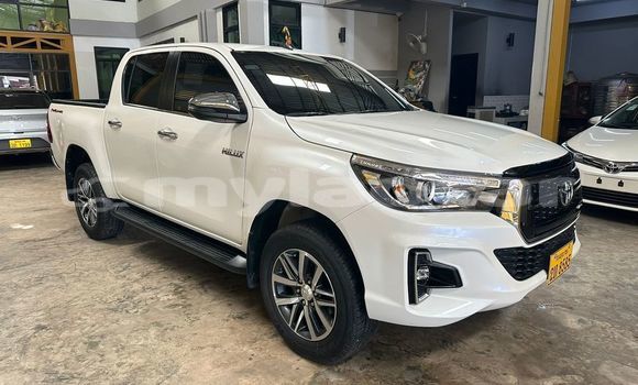 Buy Used Toyota Hilux Other Car in Vientiane in Vientiane Province Buy Used Toyota Hilux Other Car in Vientiane in Vientiane Province