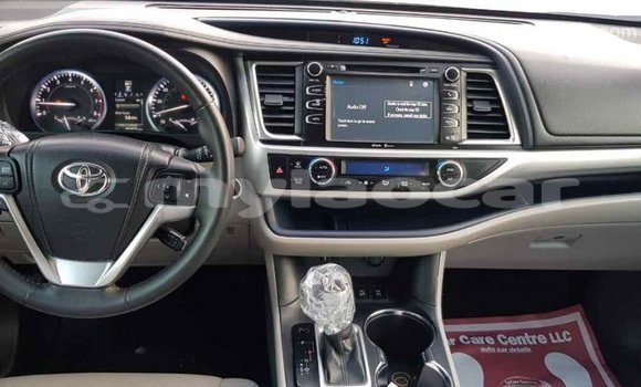Buy Import Toyota Highlander Black Car in Import - Dubai in Attapeu Province Buy Import Toyota Highlander Black Car in Import - Dubai in Attapeu Province