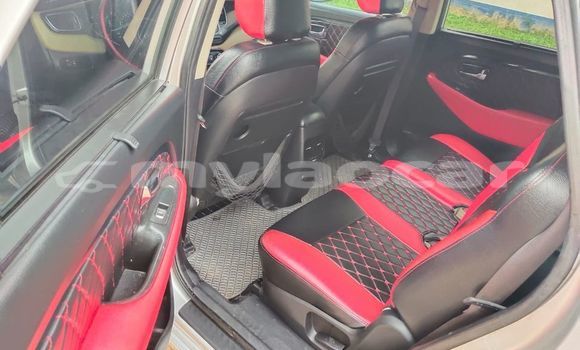 Buy Used Kia Carens Other Car in Vientiane in Vientiane Province Buy Used Kia Carens Other Car in Vientiane in Vientiane Province