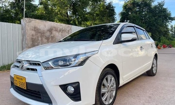 Buy Used Toyota Yaris White Car in Vientiane in Vientiane Province Buy Used Toyota Yaris White Car in Vientiane in Vientiane Province